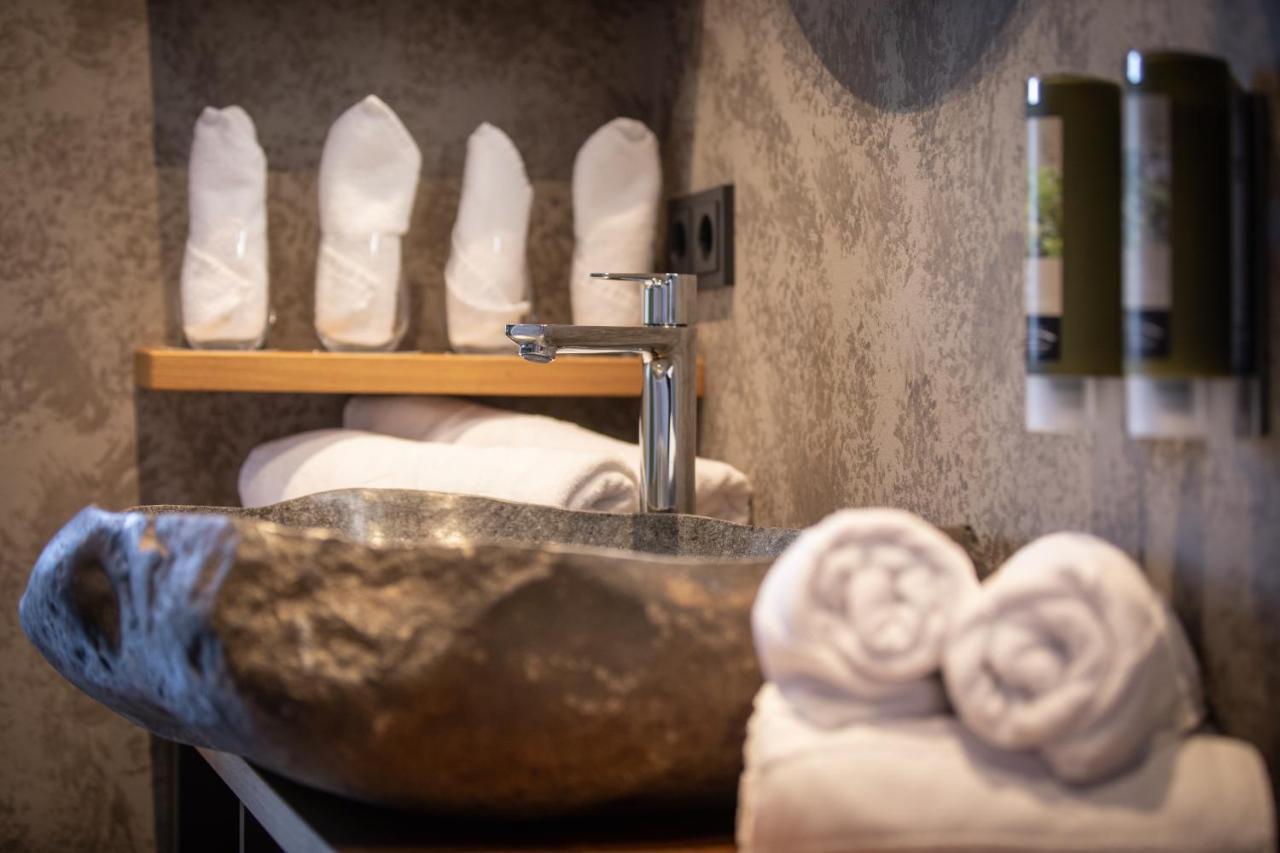 Hoeflehner Premium Eco Lodge Haus im Ennstal Eksteriør bilde